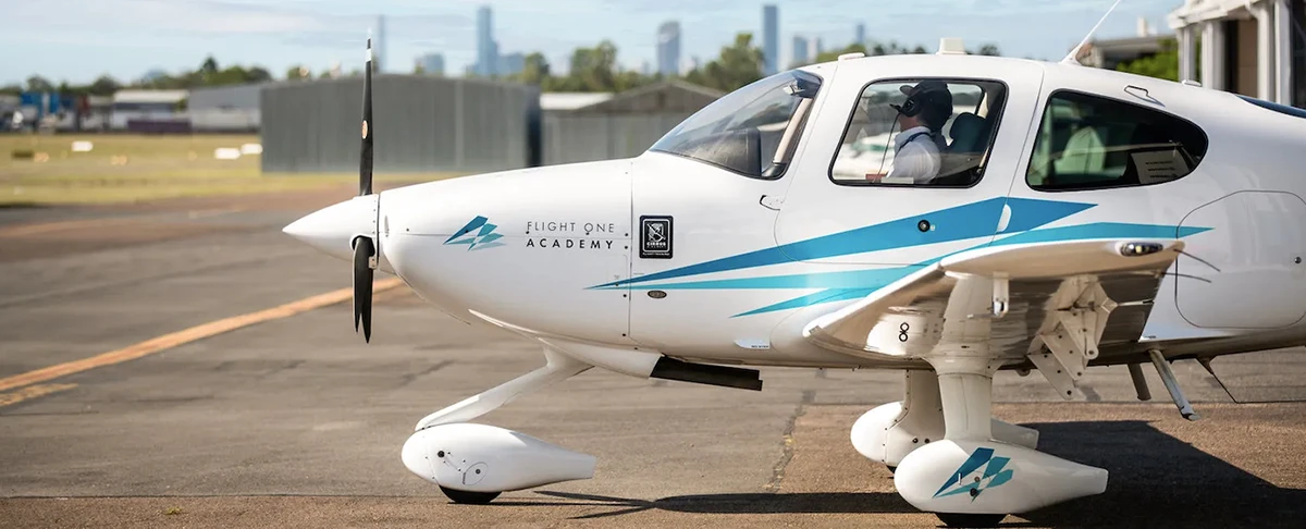 Avin Cirrus SR20 de la Flight One Academy australiana. 